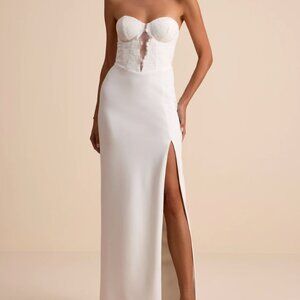 (NWT) Lulus Pruitt White Lace Cutout Strapless Bustier Maxi Dress
